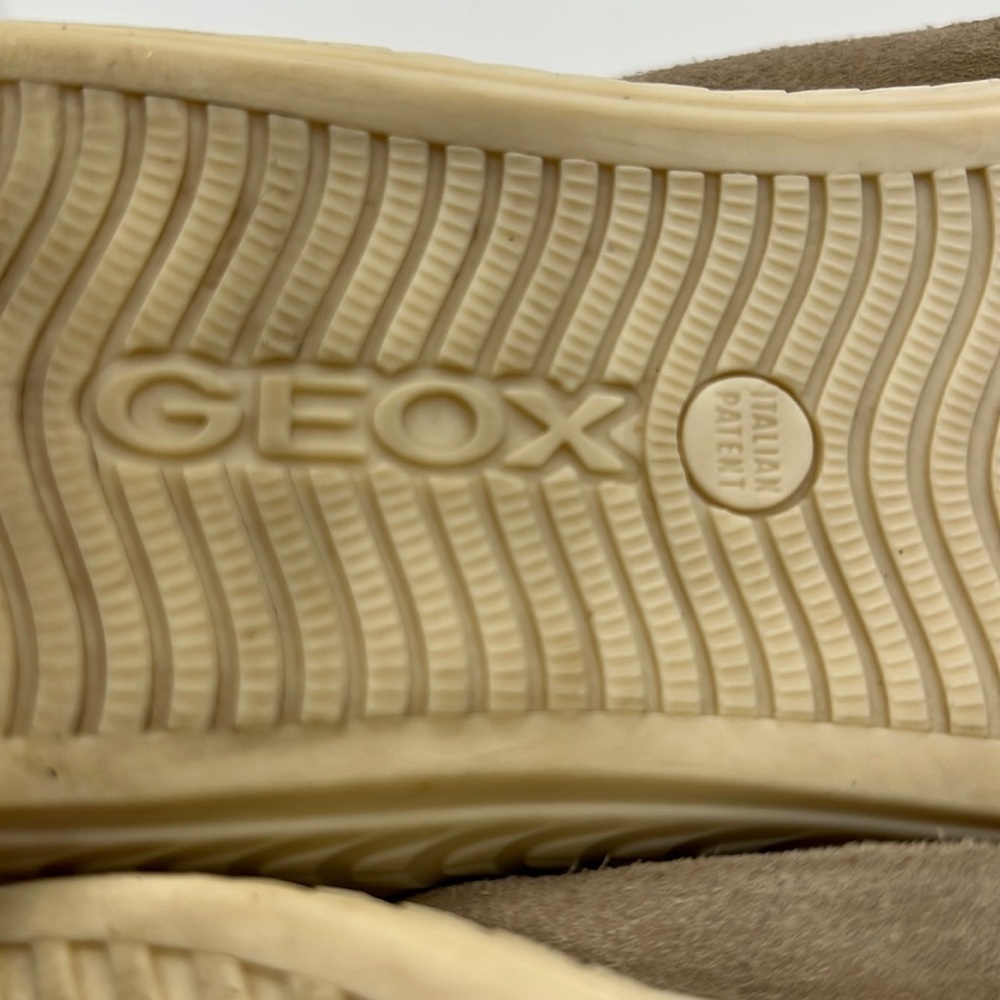GEOX Beige Suede Sneaker Style Shoe size 6 - Picture 9 of 10